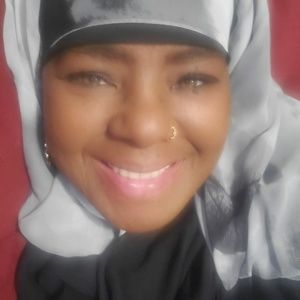 Meet your Posher, Khadijah